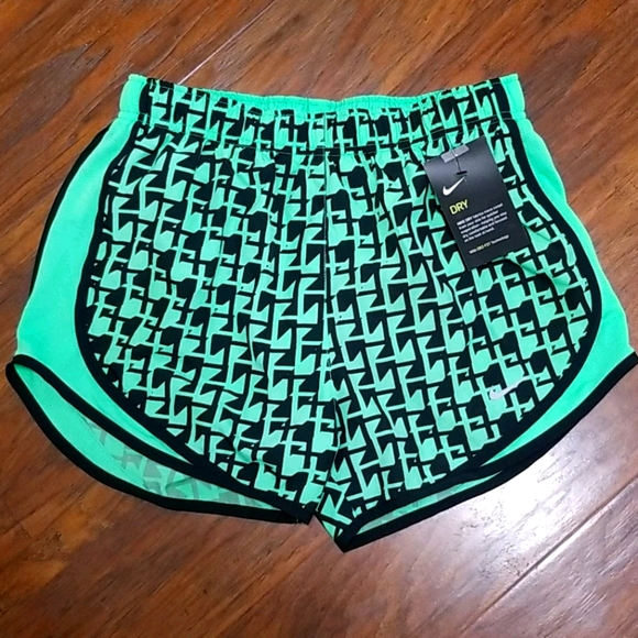 🎈SOLD🎈NWT Women's Nike Dri-fit Running Shorts ✔ - Picture 10 of 10